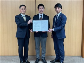 立地協定の様子