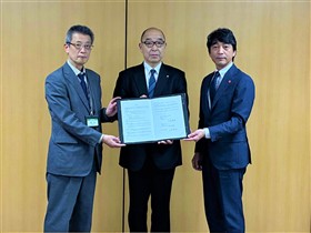 立地協定式の様子